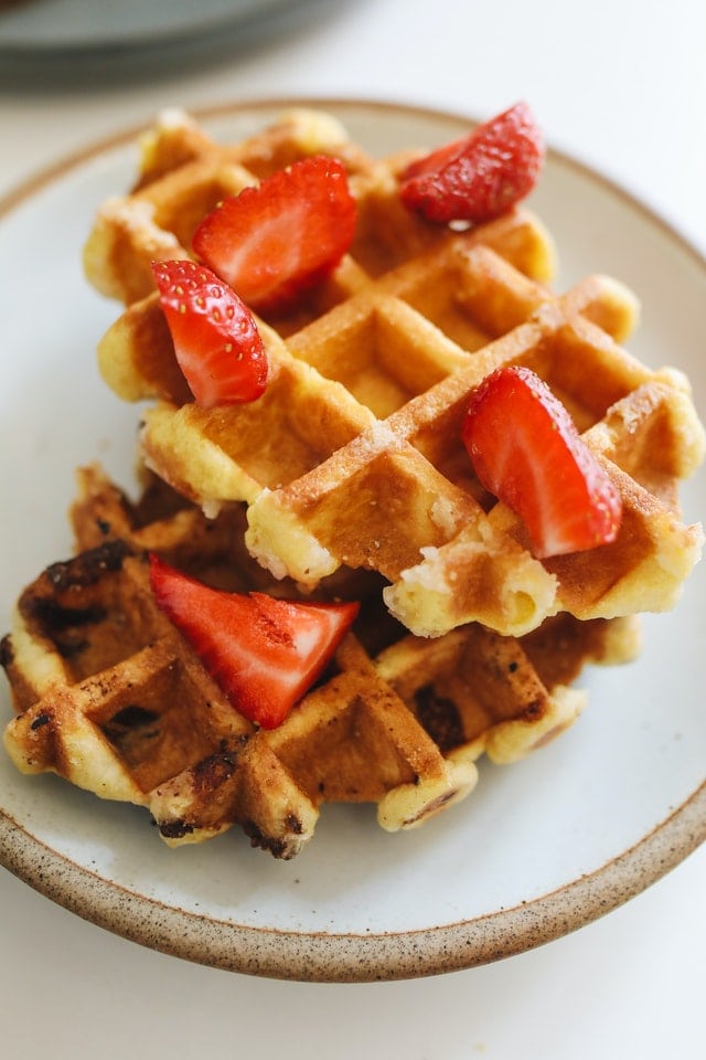 How Long Does Waffle Batter Last? Kitchen Ratings